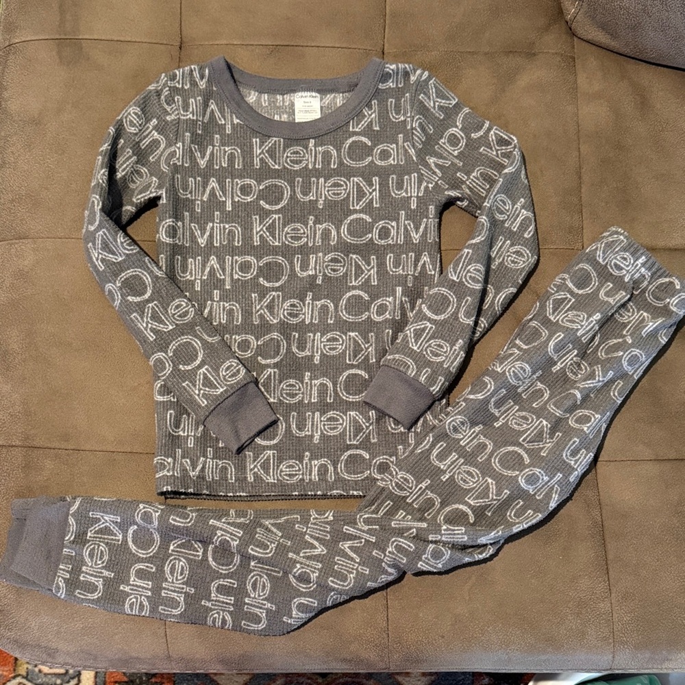 Calvin Klein Kids Gray Logo Thermal Pajama Set with White Print